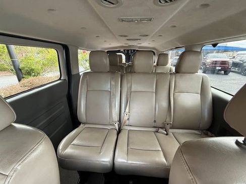 Used 2016 Nissan NV 3500 SL image 14