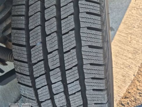 Used 2025 Ford F150 XLT w/ Equipment Group 301A Standard AWD/4WD image 26