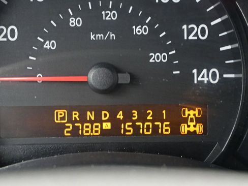 Used 2005 Nissan Titan LE w/ (U01) Nissan Navigation Pkg image 15