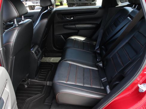 Used 2025 Honda CR-V Sport-L image 18