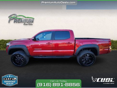Used 2017 Toyota Tacoma TRD Sport w/ Premium & Technology Package image 2