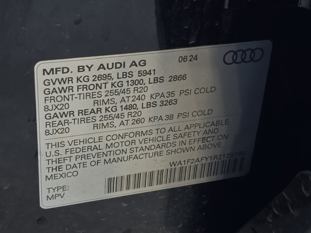 Used 2024 Audi Q5 e Prestige w/ Prestige Package AWD/4WD image 34