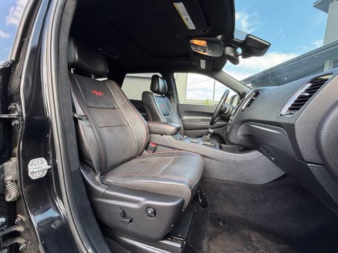 Used 2018 Dodge Durango R/T w/ Technology Group AWD/4WD image 19