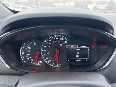 Used 2018 Chevrolet Trax LT w/ LT Convenience Package image 11