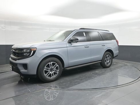 New 2026 Ford Expedition Active RWD image 31