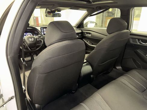 Used 2023 Honda Accord Sport image 28