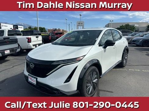 Used 2024 Nissan Ariya AWD image 5