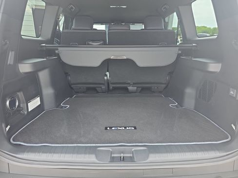 Used 2026 Lexus GX 550 AWD/4WD image 30