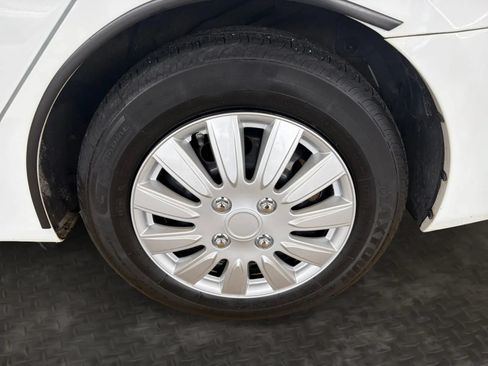 Used 2016 Hyundai Accent SE FWD image 35