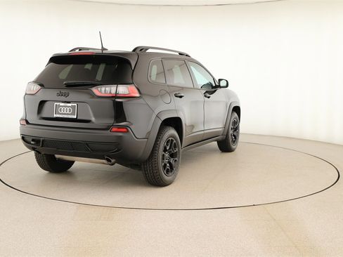 Used 2022 Jeep Cherokee Latitude w/ Sun & Sound Group image 6