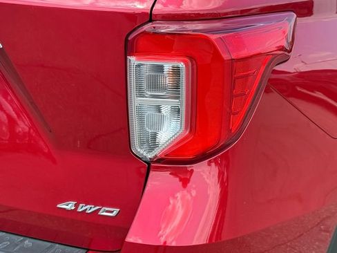 Certified 2023 Ford Explorer XLT w/ Equipment Group 202A AWD/4WD image 32
