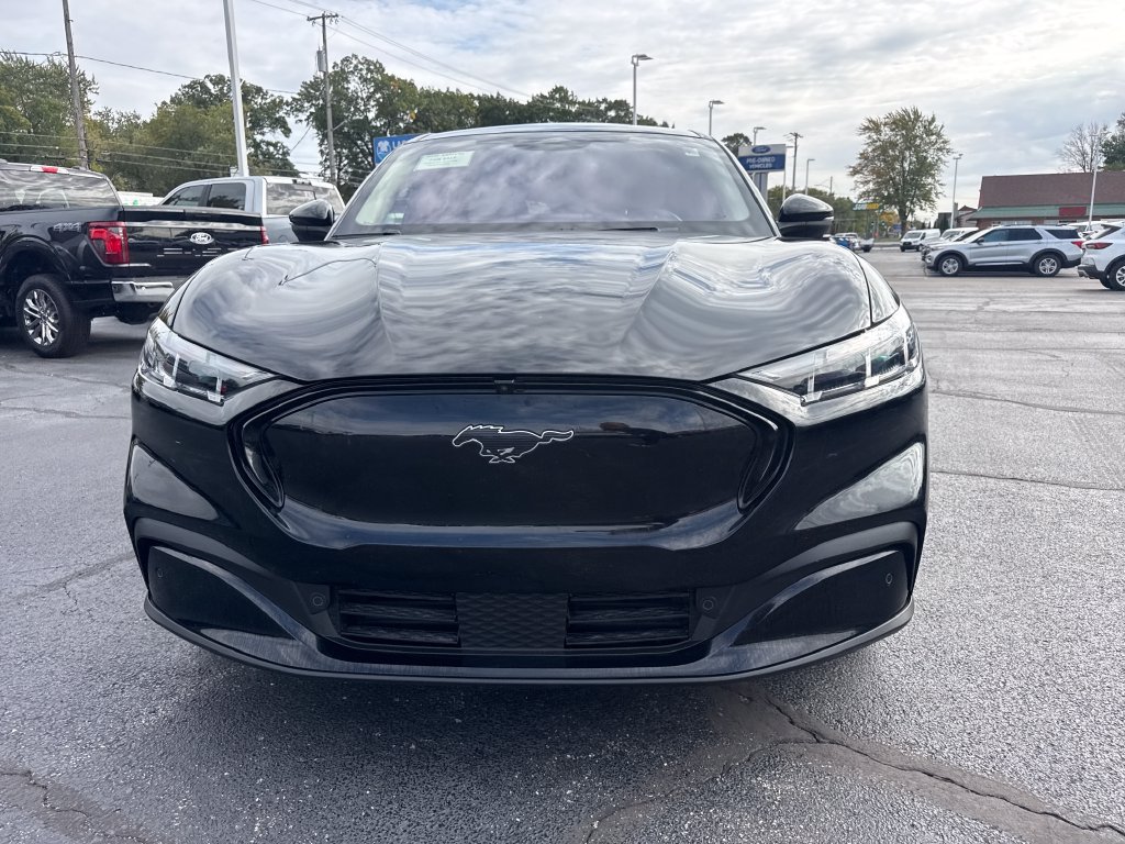 Used 2025 Ford Mustang Mach-E Premium AWD/4WD image 3