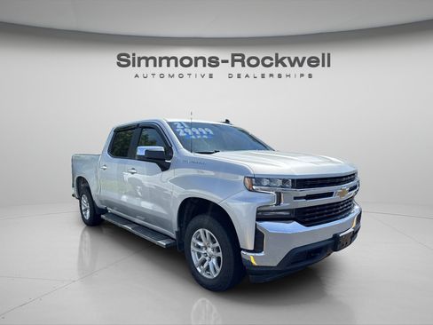 Used 2021 Chevrolet Silverado 1500 LT AWD/4WD image 6