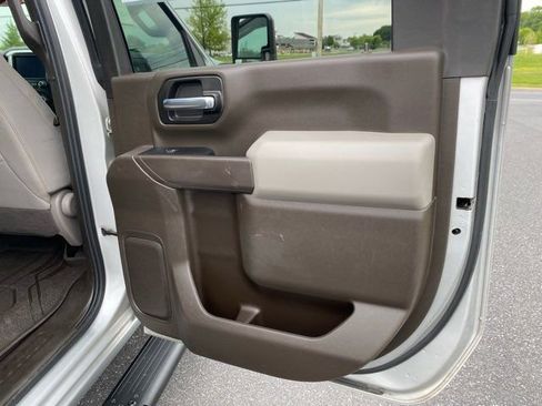 Used 2021 Chevrolet Silverado 2500 LT w/ Convenience Package AWD/4WD image 25