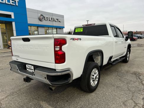 Used 2024 Chevrolet Silverado 2500 LT AWD/4WD image 15