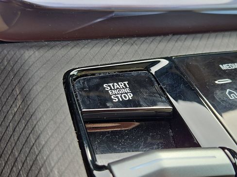 Used 2026 BMW X3 xDrive30 w/ Convenience Package image 24