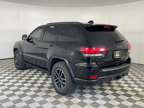 Used 2019 Jeep Grand Cherokee Trailhawk w/ Trailhawk Luxury Group AWD/4WD image 18