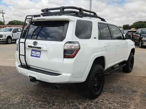 Used 2023 Toyota 4Runner SR5 Premium w/ Moonroof Package AWD/4WD image 3