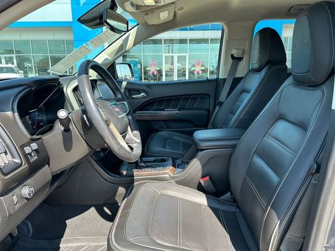 Used 2021 GMC Canyon Denali image 9