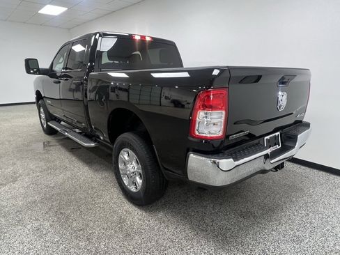 Used 2024 RAM 2500 Big Horn w/ Bed Utility Group image 18