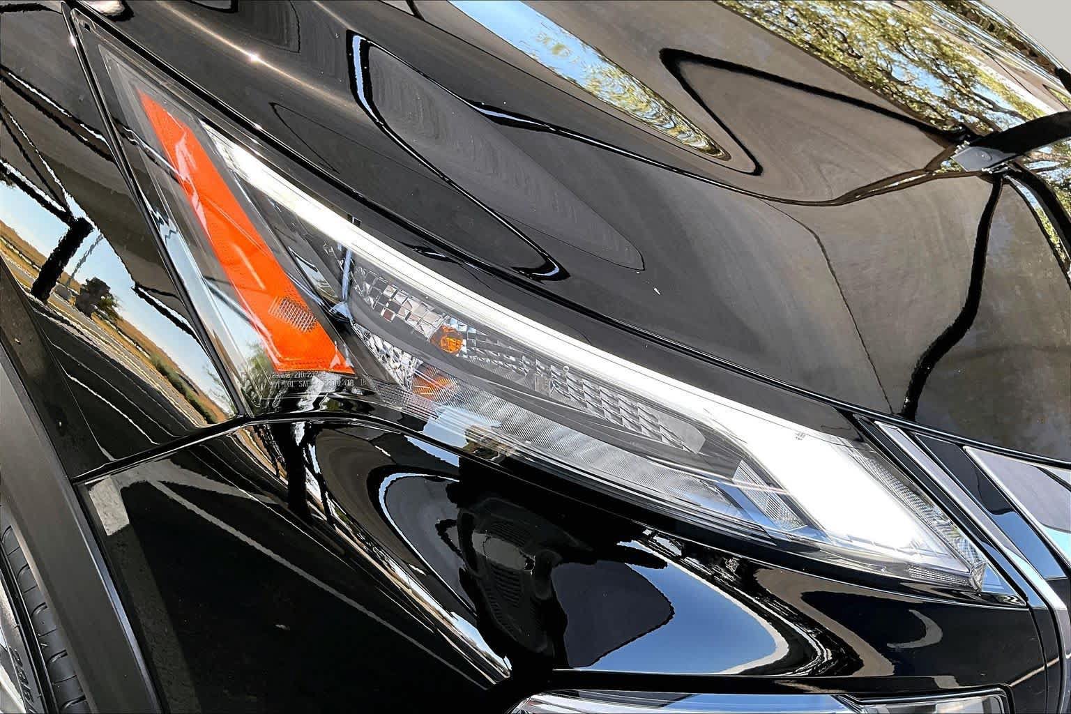 Used 2023 Nissan Rogue SV FWD image 28