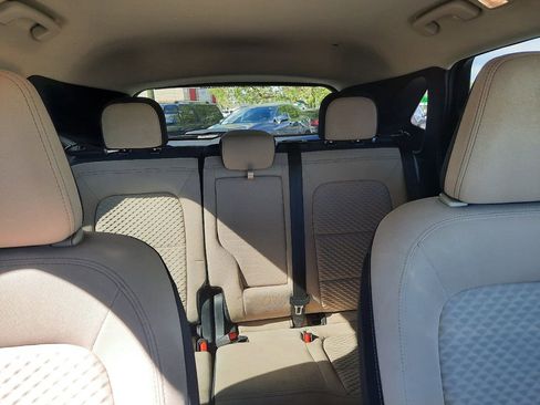 Used 2020 Ford Escape SE AWD/4WD image 9