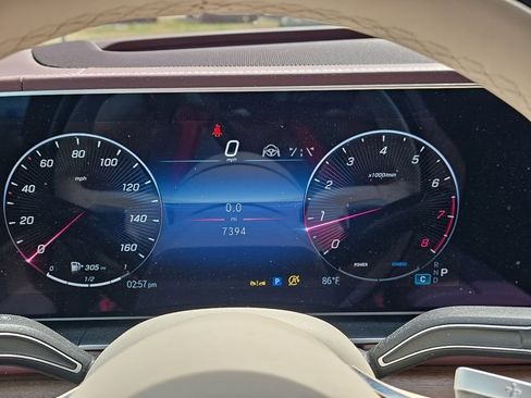 Used 2025 Mercedes-Benz Maybach GLS 600 4MATIC image 23