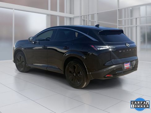 Certified 2025 Nissan Murano SV image 4