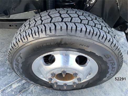 Used 2023 Ford F350 XLT w/ FX4 Off-Road Package AWD/4WD image 18