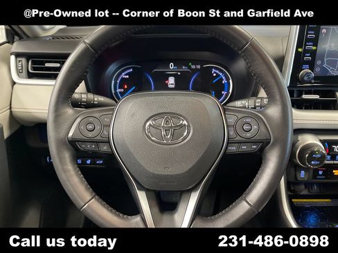 Used 2020 Toyota RAV4 Limited AWD/4WD image 20