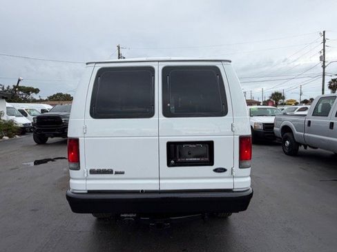 Used 2009 Ford E-250 and Econoline 250 image 7