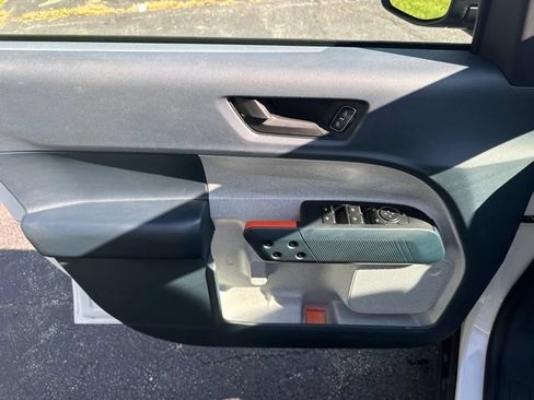 Used 2022 Ford Maverick XLT w/ XLT Luxury Package FWD image 9