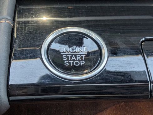 New 2026 Lincoln Navigator Black Label image 32