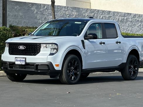 New 2025 Ford Maverick XLT w/ Black Appearance Package image 8