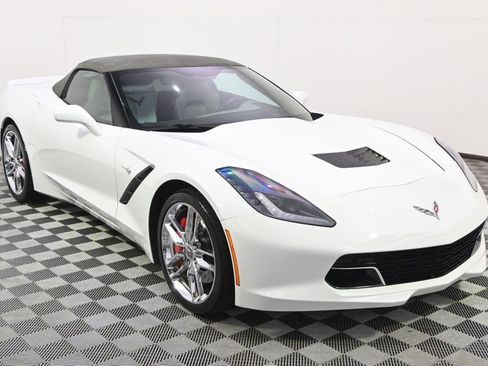 Used 2014 Chevrolet Corvette Z51 w/ 3LT Preferred Equipment Group image 8