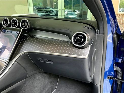 Used 2023 Mercedes-Benz GLC 300 image 19
