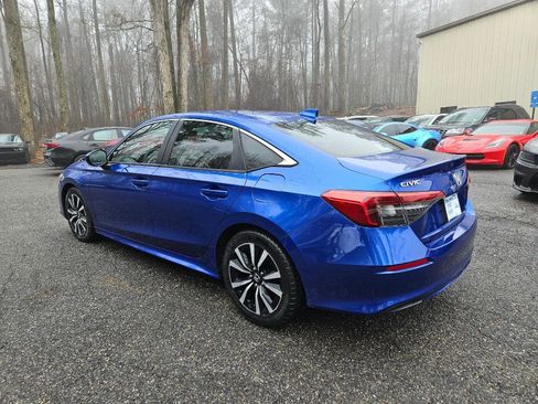 Used 2022 Honda Civic EX image 5