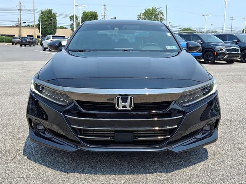 Used 2021 Honda Accord Sport image 2