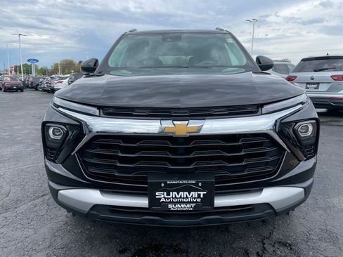 Used 2025 Chevrolet TrailBlazer LT AWD/4WD image 23