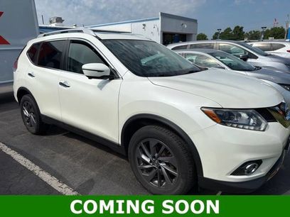 Used 2016 Nissan Rogue SL w/ SL Premium Package