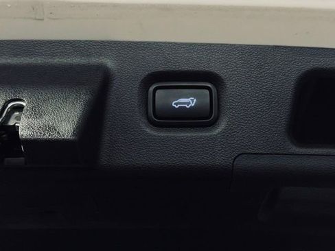 Used 2023 Hyundai Santa Fe SEL AWD/4WD image 11