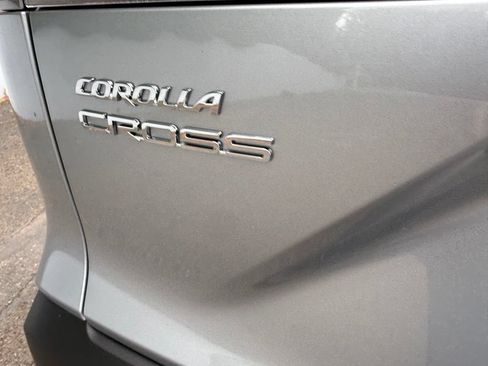 Certified 2026 Toyota Corolla Cross L FWD image 7