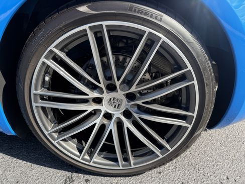Certified 2025 Porsche 718 Boxster RWD image 31