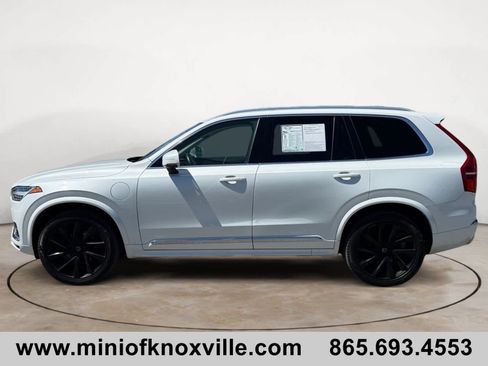 Used 2021 Volvo XC90 T8 Inscription Expression w/ Climate Package AWD/4WD image 6