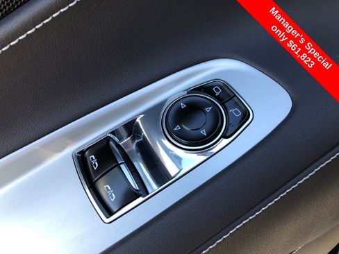 Used 2022 Chevrolet Corvette Stingray Coupe w/ Engine Appearance Package image 17