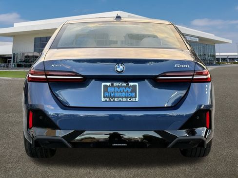 New 2026 BMW 530i xDrive w/ M Sport Package image 9