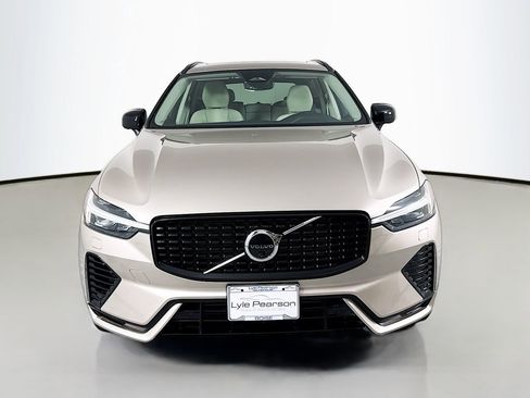 Used 2025 Volvo XC60 T8 Plus w/ Protection Package Premier AWD/4WD image 6