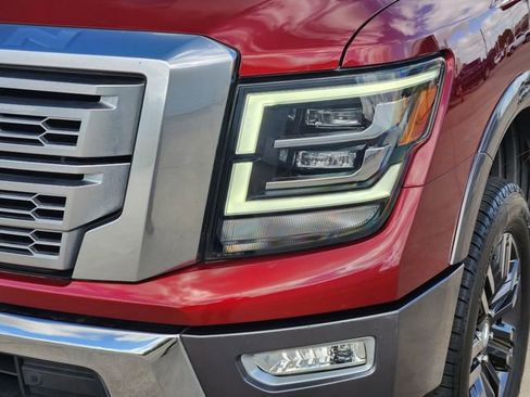 Used 2020 Nissan Titan Platinum Reserve image 9