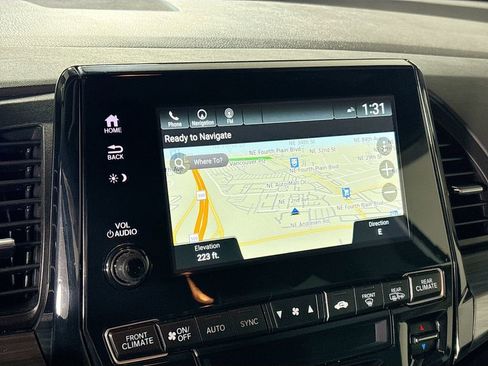 Used 2023 Honda Odyssey Elite image 16