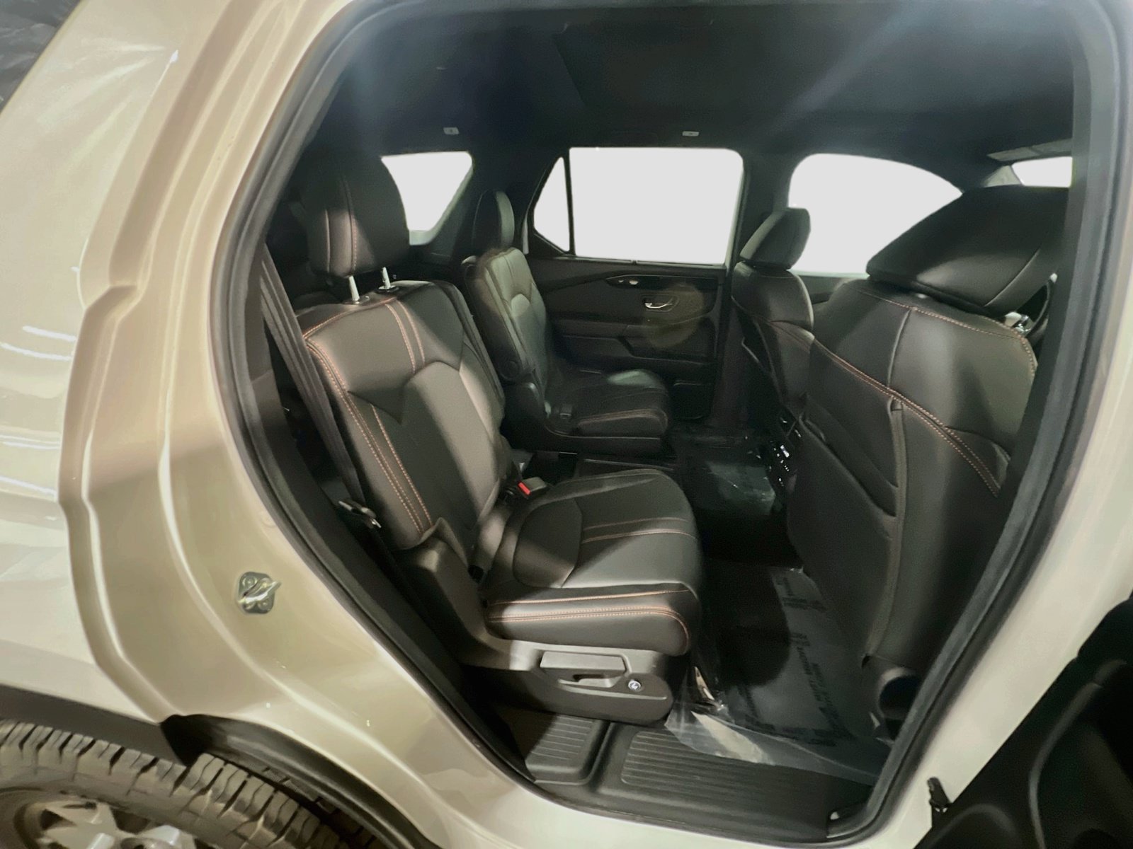 Used 2025 Honda Pilot TrailSport image 22